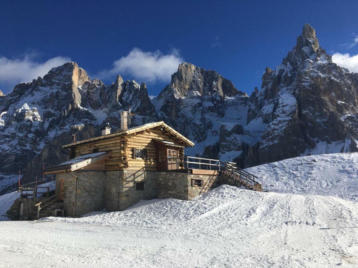 Апартаменты La Finestra Sulle Dolomiti - The Window To The Dolomites Фьера-ди-Примьеро Экстерьер фото